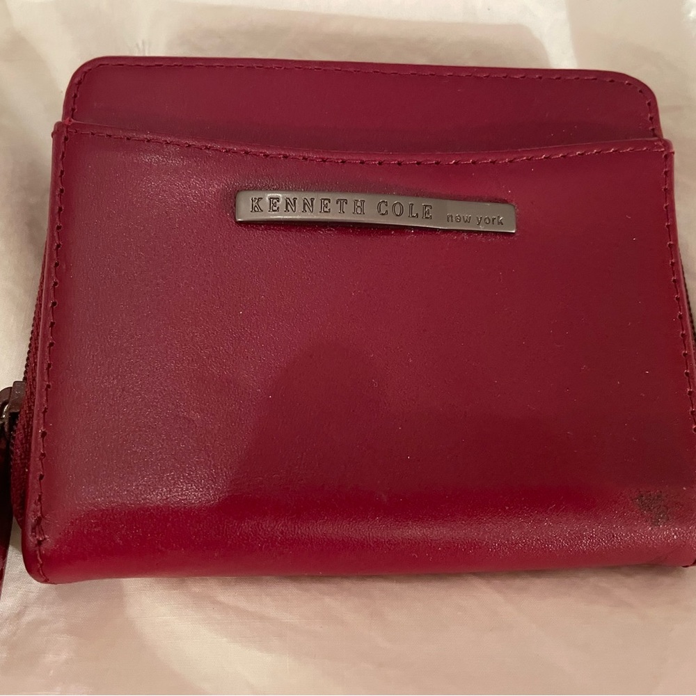 Kenneth Cole credit card compact wallet - red leather